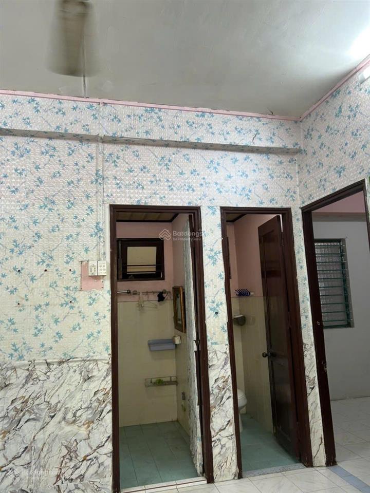 Bán chung cư lý chiêu hoàng có sổ hồng riêng