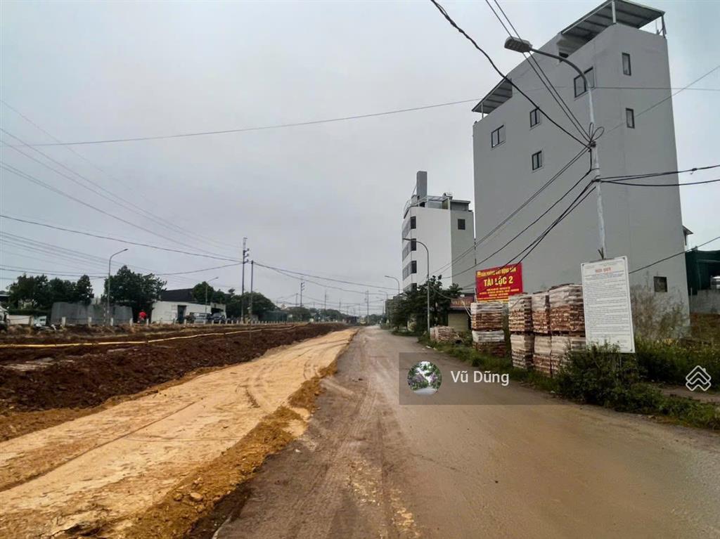 Bán đất dịch vụ song phương 48m2, mặt tiền 5m. giá 135tr/m2. giáp liên khu 8, lô sát góc đường rộng