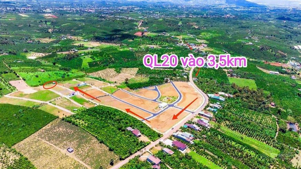 Đất thổ cư chính chủ  sổ hồng cầm tay  công chứng ngay