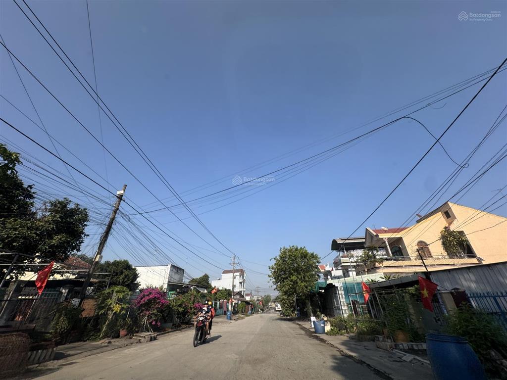 Bán đất tại đường bê tông 620, phường bình an, dĩ an, bình dương, 62 tỷ, 700m2, 300m2 thổ cư