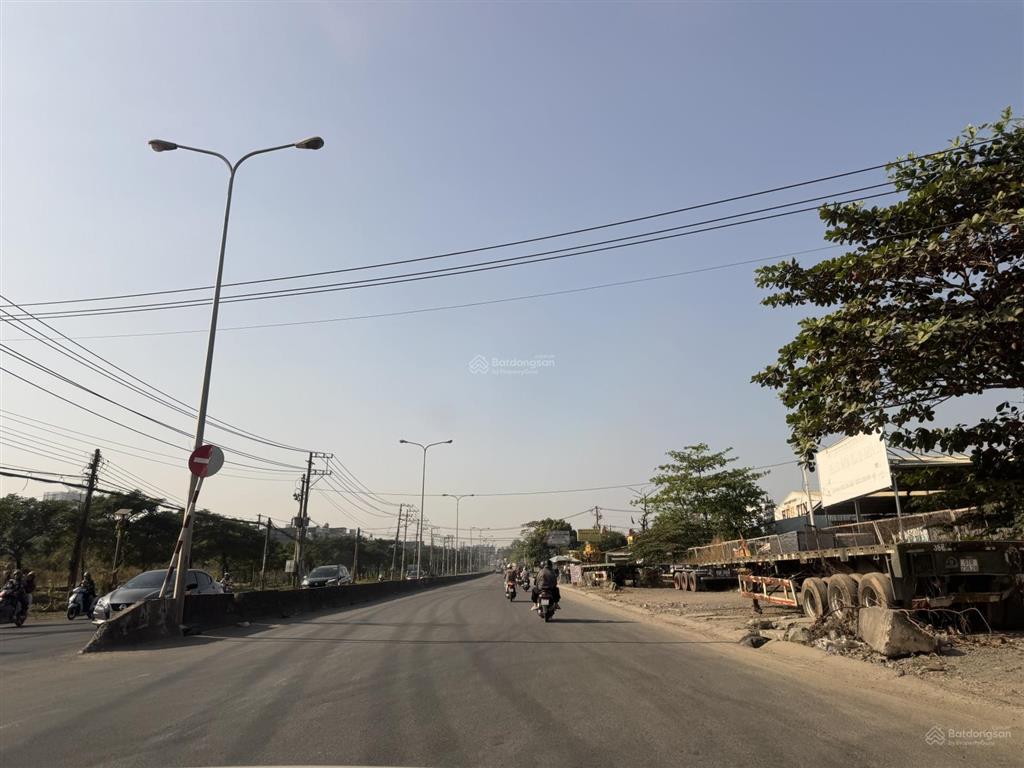 Bán đất giáp quốc lộ 1k, giá ưu đãi 13,5 tỷ, diện tích 150m2