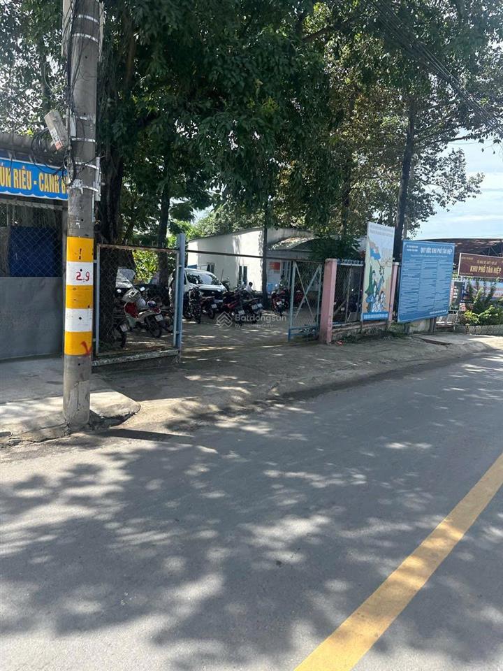 Bán đất tại trương văn vĩnh, tân bình, dĩ an, bình dương, 55 tỷ vnd, 950 m2 có 200 m thổ cư
