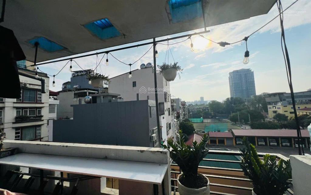 Mặt phố trần quý kiên, cầu giấy tiện ích bạt ngàn. vừa ở vừa kinh doanh đa dạng.cả khu hiếm nhà bán