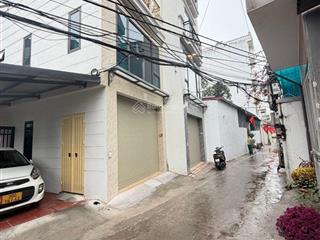 Cần bán nhà nguyễn văn linh  long biên