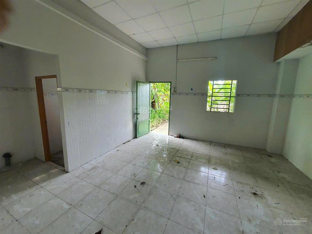 Nhà 2 mặt tiền đường vườn thơm, xã bình lợi, huyện b chánh. dt 9.5m (hậu 10.1)x 45m, 424m2