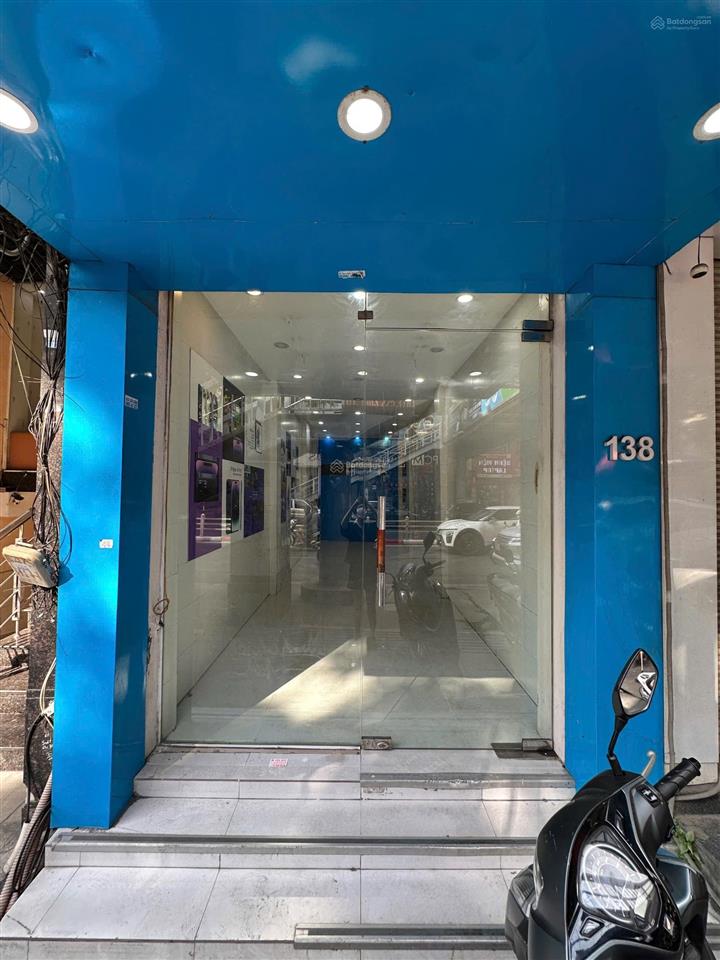 Cho thuê gấp nhà mặt phố 138, phố thái hà, 30m2, 22 triệu vnd