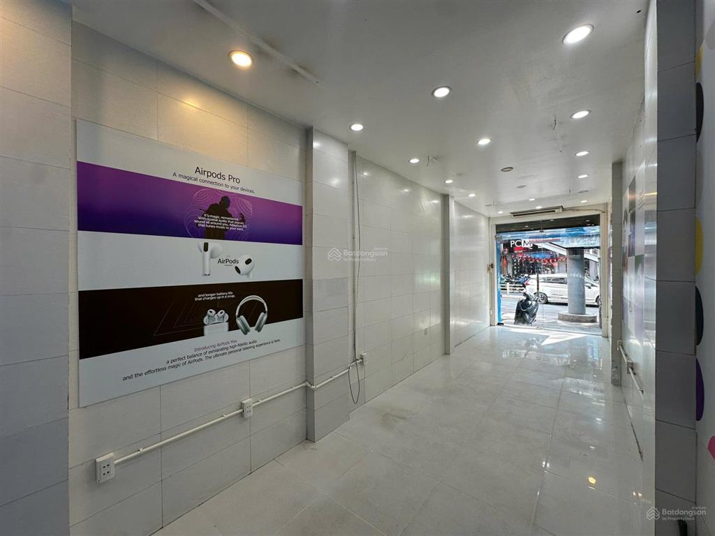 Cho thuê gấp nhà mặt phố 138, phố thái hà, 30m2, 22 triệu vnd