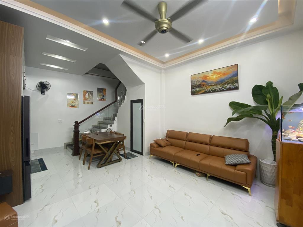 Bán nhà riêng chính chủ 35m tại bình minh, hà nội