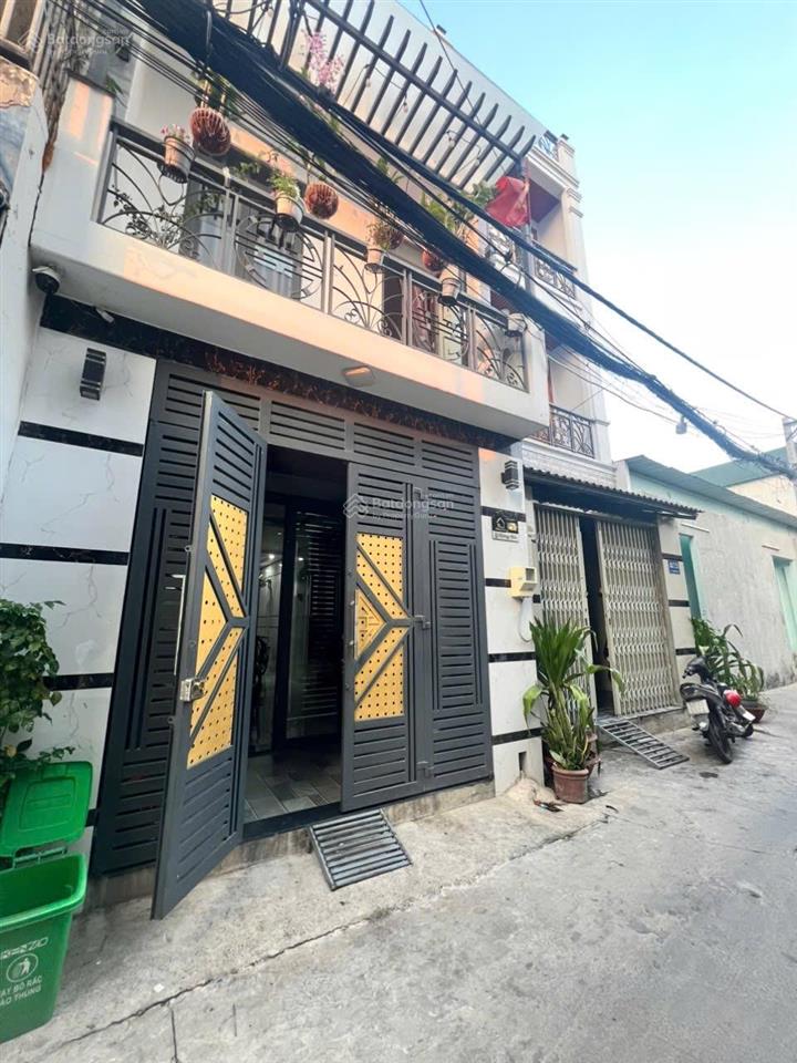 Bán nhà hẻm xe hơi lê trọng tấn  tân phú  nhà mới dọn vào ở ngay dt 4x15 giá nhĩnh 6tỷ