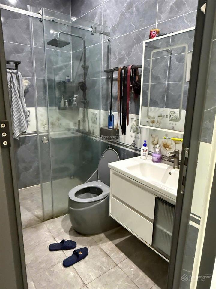 Bán nhà hẻm xe hơi lê trọng tấn  tân phú  nhà mới dọn vào ở ngay dt 4x15 giá nhĩnh 6tỷ