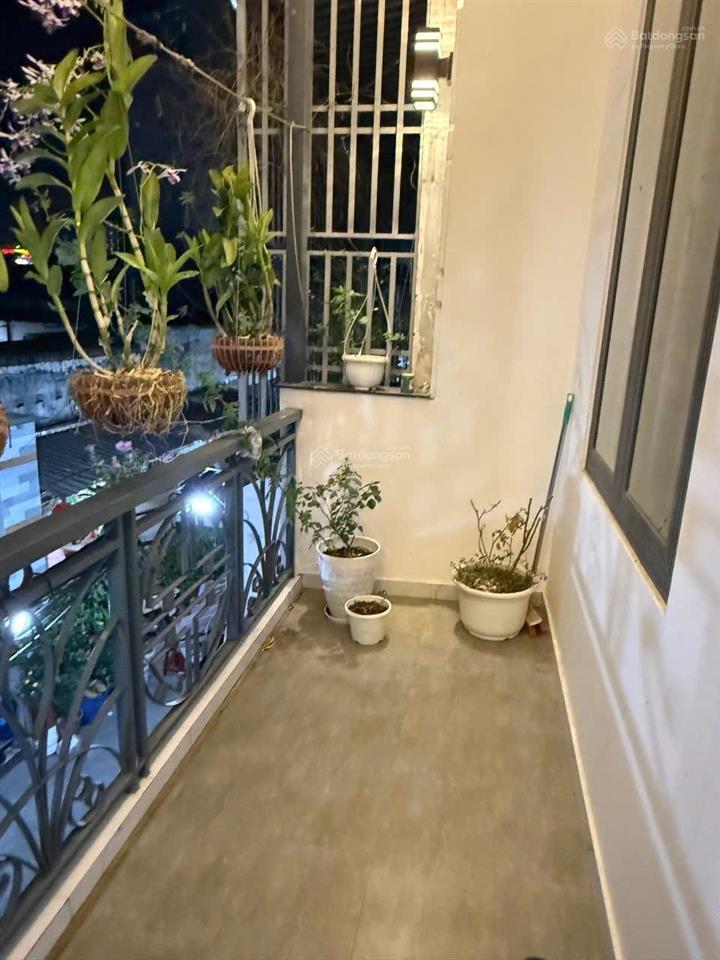 Bán nhà hẻm xe hơi lê trọng tấn  tân phú  nhà mới dọn vào ở ngay dt 4x15 giá nhĩnh 6tỷ