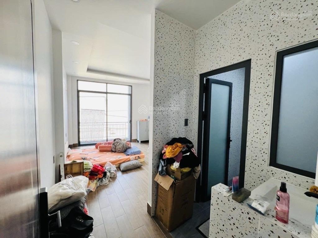 Hẻm xe tải tô hiệu  gần hoà bình, lũy bán bích 70m2  3 tầng nhà mới  nội thất cao cấp