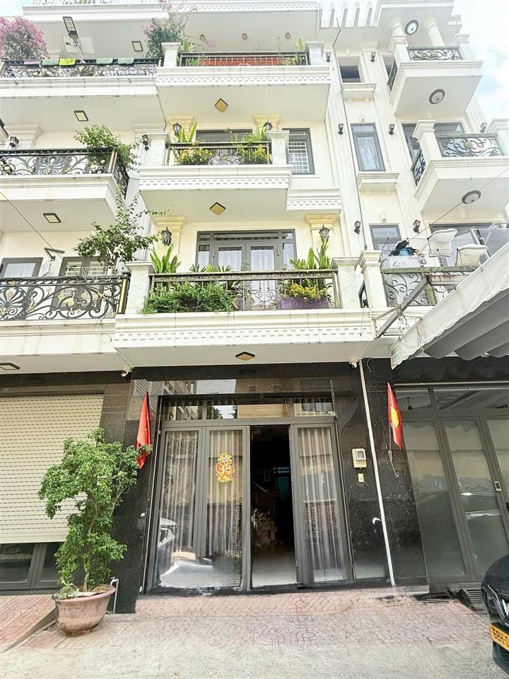 Bán nhà mặt tiền đường t6 tây thạnh khu kinh doanh sầm uất nhà mới đẹp kiên cố dt 4x15 đẹp