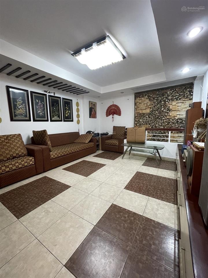 Nhà 5 tấm hẻm 8m sát vách eon mail giá chỉ 7,x