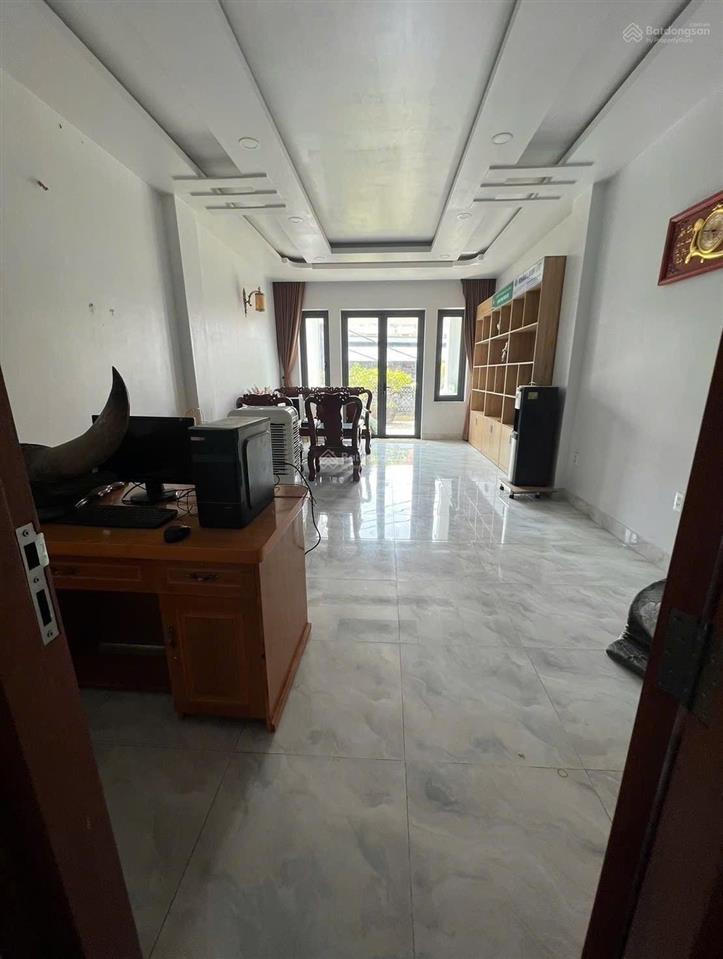 Mặt tiền hồ văn long dòng tiền sẵn 6 tầng 15 phòng khai thác 45 triệu/tháng