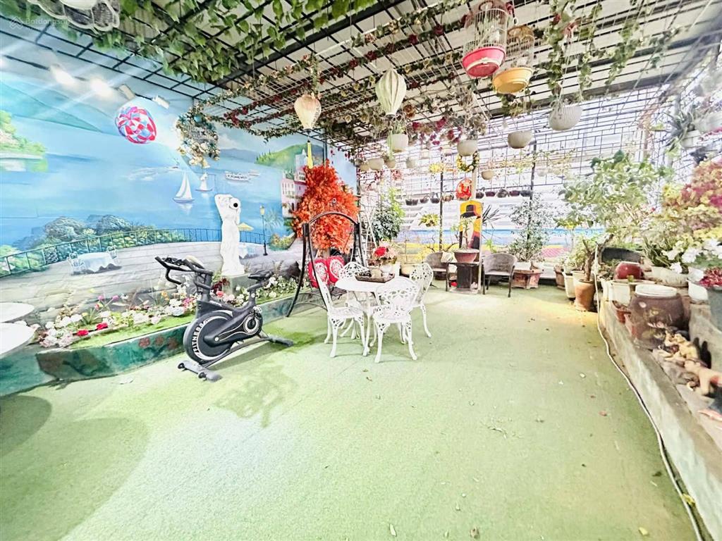 Bán nhà mặt phố xã đàn  đê la thành, vị trí đỉnh, kinh doanh đẳng cấp, 90m2 giá 90 tỷ.