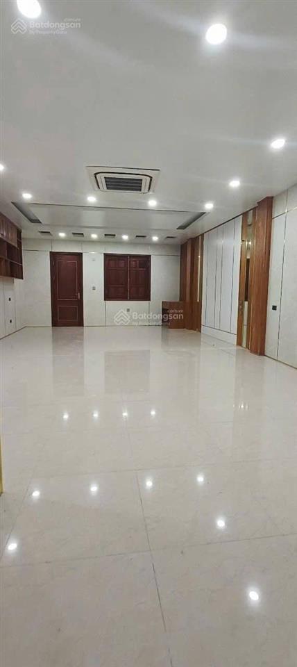 Siêu phẩm mặt phố trung kính  vị trí đắc địa nhất  kinh doanh đỉnh  8 tầng, dt 100m2, chỉ 74 tỷ.