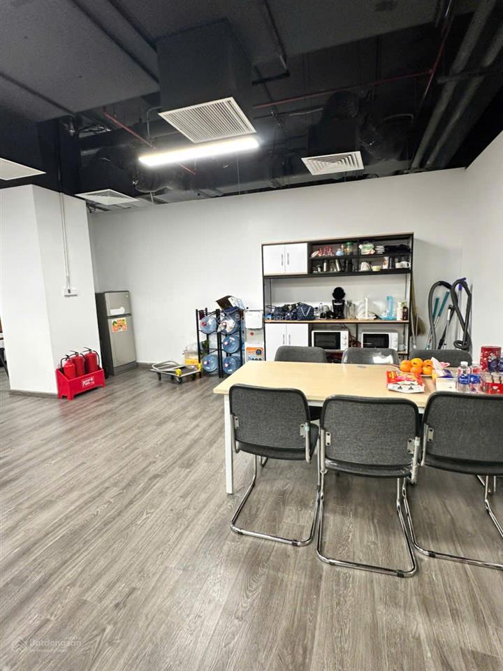 New! cho thuê văn phòng vinhomes west point, phạm hùng, nam từ liêm 247m2 full nội thất giá 365k/m2