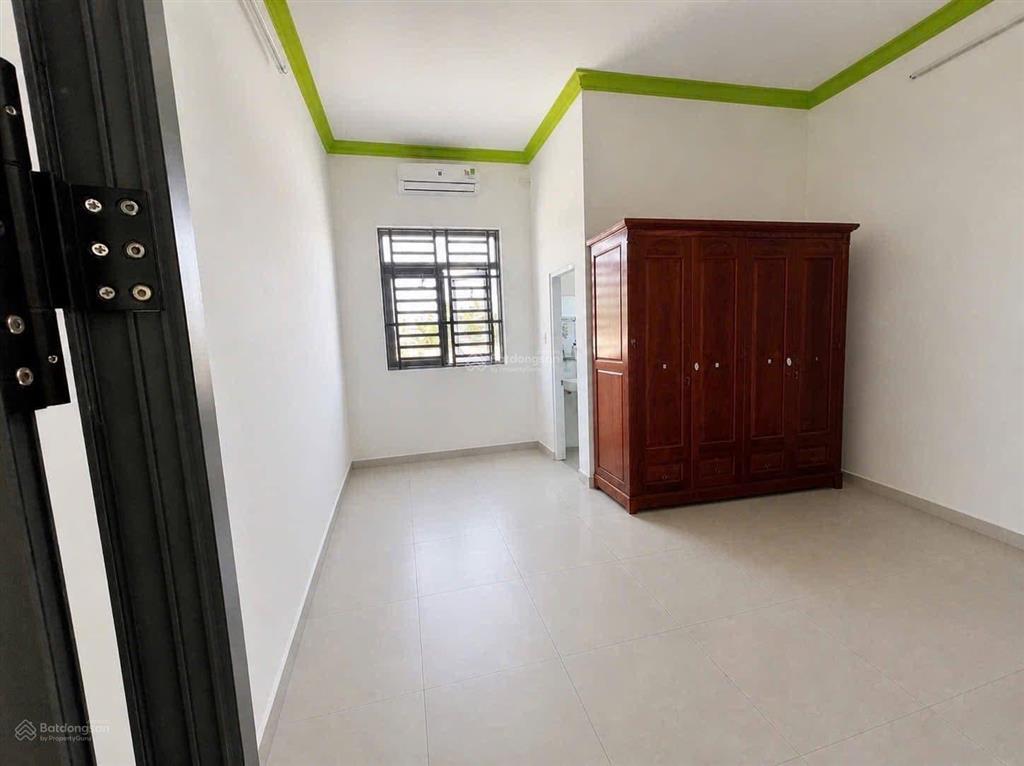 Cho thuê nhà đẹp sạch sẽ khu dân cư hiệp thành 3
