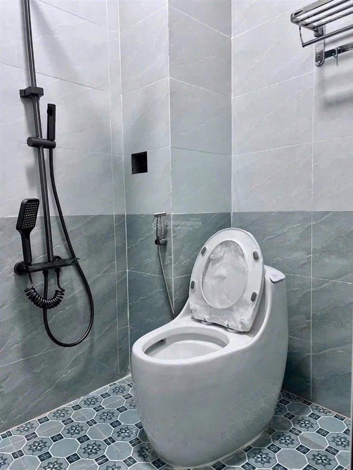 Cho thuê nhà gần chợ bưng cầu mới 100% đẹp sạch sẽ