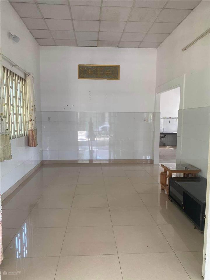 Cho thuê nhà khu hoà phú sân vườn 2pn