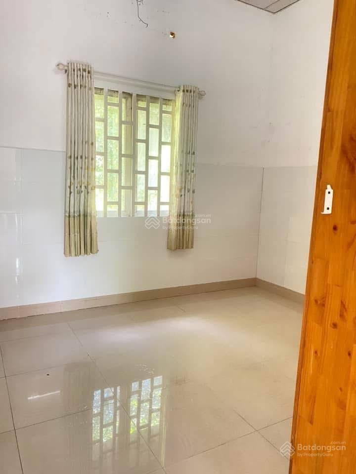 Cho thuê nhà khu hoà phú sân vườn 2pn