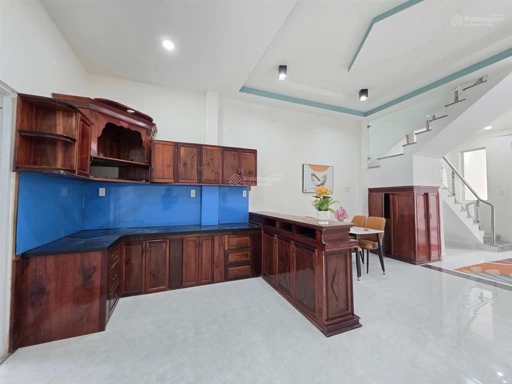 Cho thuê nhà hẻm nguyễn đức thuận đẹp sạch sẽ sịn sò mới hiệp thành tdm bd