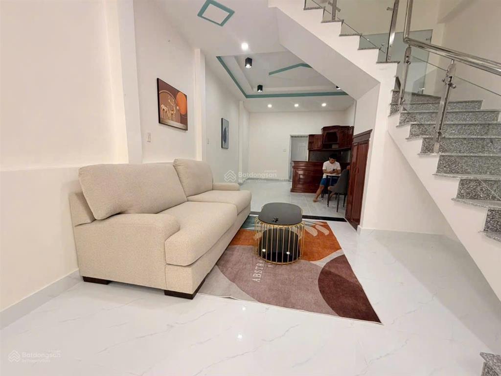 Cho thuê nhà hẻm nguyễn đức thuận đẹp sạch sẽ sịn sò mới hiệp thành tdm bd