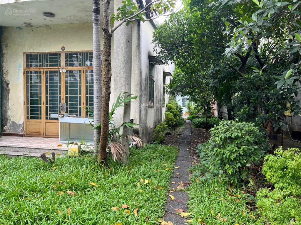 Bán nhà đất chính chủ 405m2, đường thoáng thông song hành, giác đạo