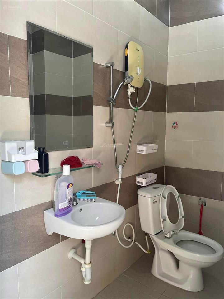 Bán nhà cmt8tân bìnhnhà 2 mặt tiền mua đầu tư kinh doanh cho thuê mặt bằng cho thuê phòng