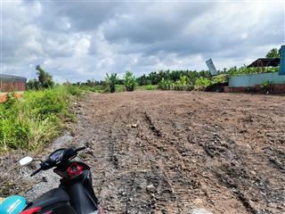 Cần bán nhanh giá chỉ 7.6 tỉ! lô đất mặt tiền đường 171. đường xe tải thông, gần dưỡng lão bình mỹ