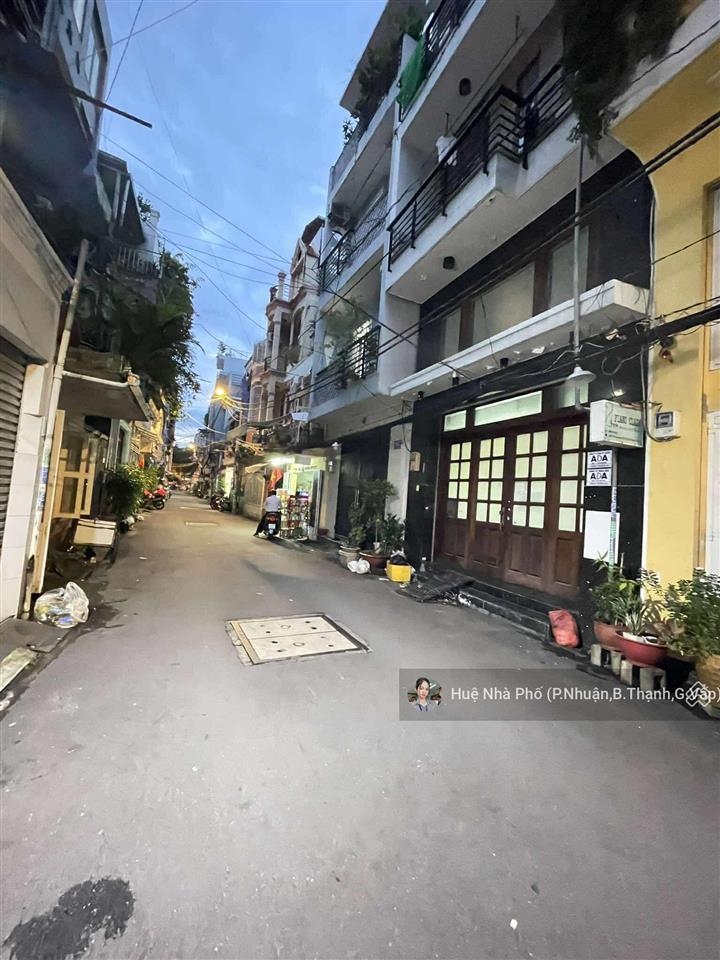 Trường sa  100m2  3 tầng  có phòng ngủ trệt  phú nhuận  12.5 tỷ