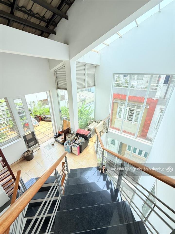 Phan đình phùng  91m2 4 tầng btct  sát mặt tiền  phú nhuận  12 tỷ