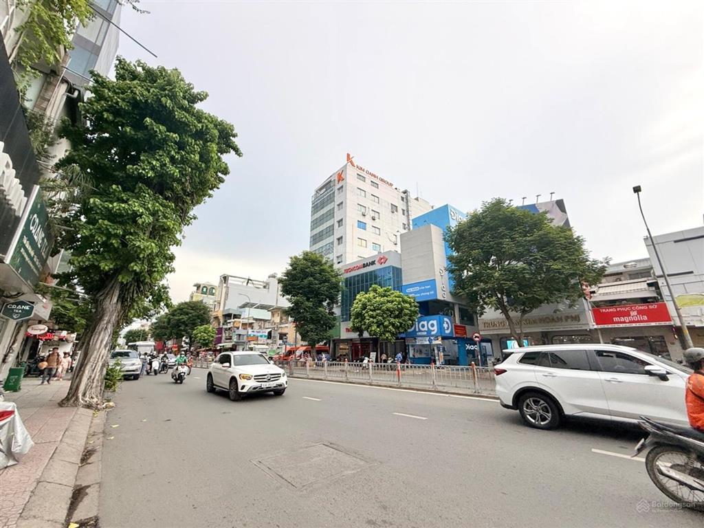 Hẻm ô tô  47m²  ngã tư hàng xanh  full nội thất  nhỉnh 5 tỷ