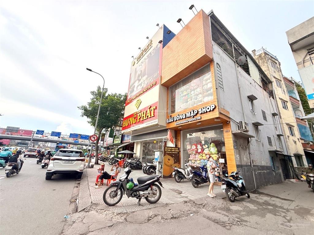 Hẻm ô tô  47m²  ngã tư hàng xanh  full nội thất  nhỉnh 5 tỷ