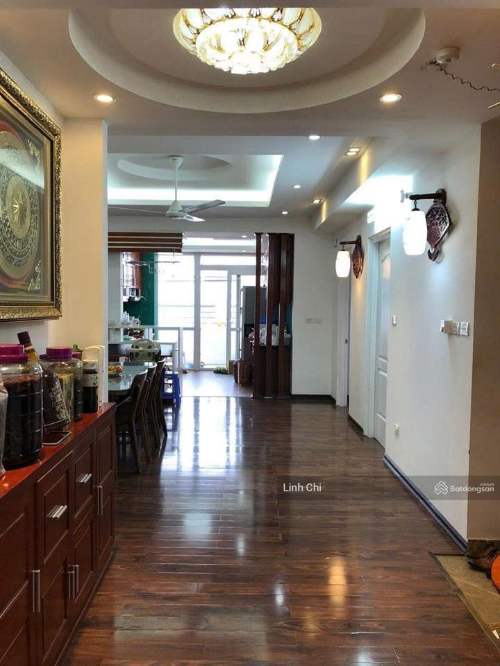 (giá chuẩn) cần bán cc b4 kim liên, phạm ngọc thạch. vị trí trung tâm thủ đô, 4 ngủ  181m2