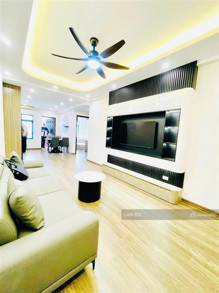 Chính chủ bán ct9 định công, 2 phòng ngủ, 71,5m2, nội thất đẹp.  0946 116 ***