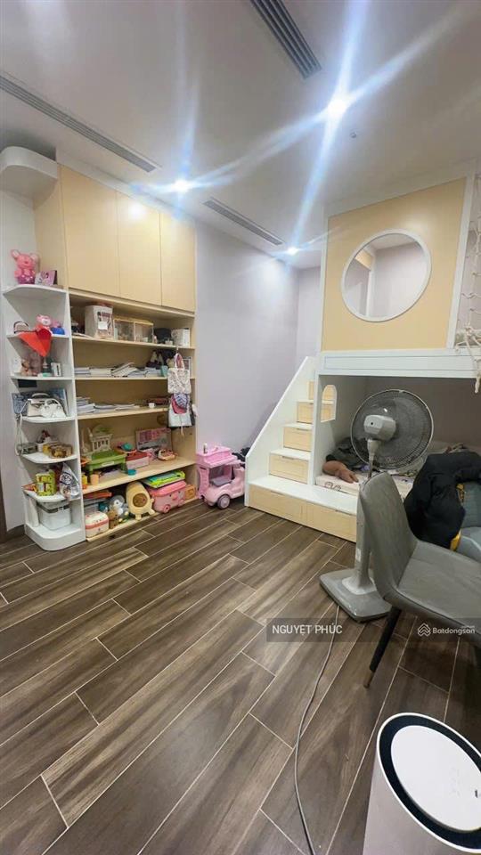 Chính chủ bán brg 25 lê văn lương, 3 ngủ, giá chuẩn. 13.7 tỷ.  0946 116 ***