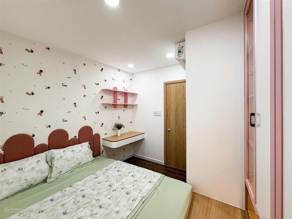 Cần bán nhà khu ẩm thực đường phan xích long  q. phú nhuận  3 tầng  3 phòng ngủ  giá 5.68 tỷ