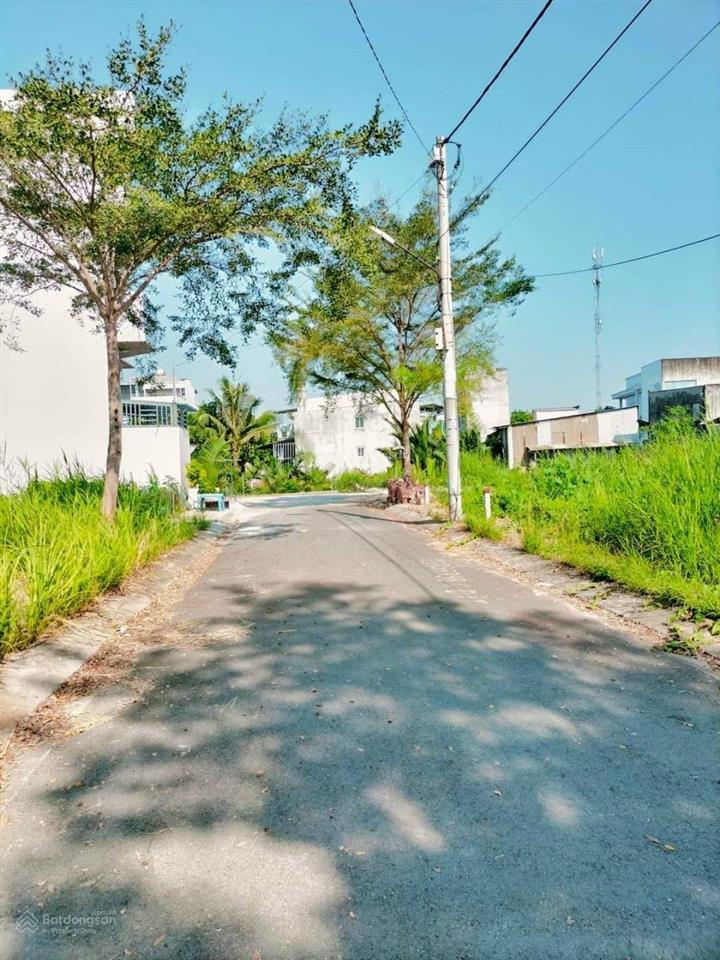 Bán đất kdc 1181, đường lê văn lương, xã nhà bè, hồ chí minh, hướng cửa chính đông