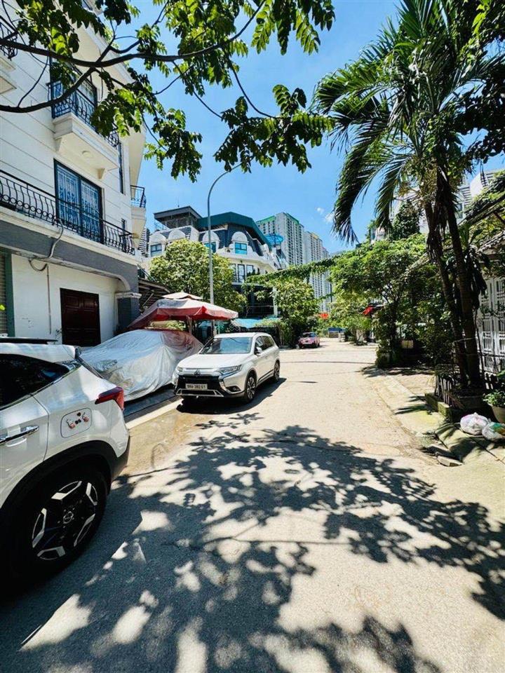 Nhỉnh 16 tỷ, lk kđt phú lương 65m2, 5 tầng hoàn thiện, đường 30m, gần cv 365, hàng xóm đt văn phú