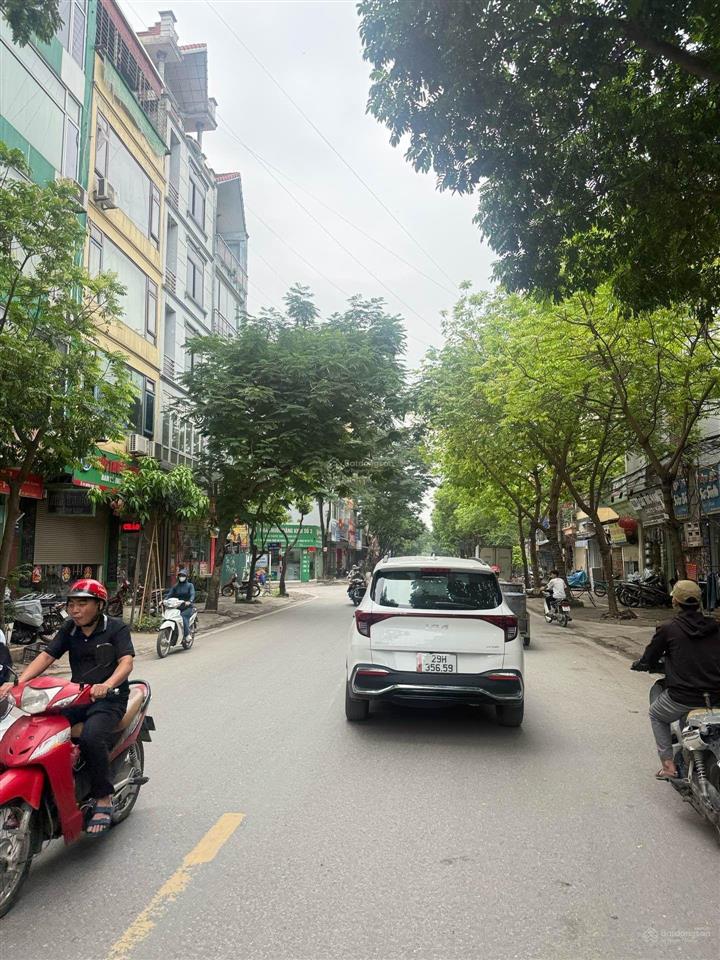 Mặt phố mậu lương 65m² 7 tầng hoàn thiện thang máy, nhỉnh 20.2 tỷ, kinh doanh, dòng tiền, ở sướng
