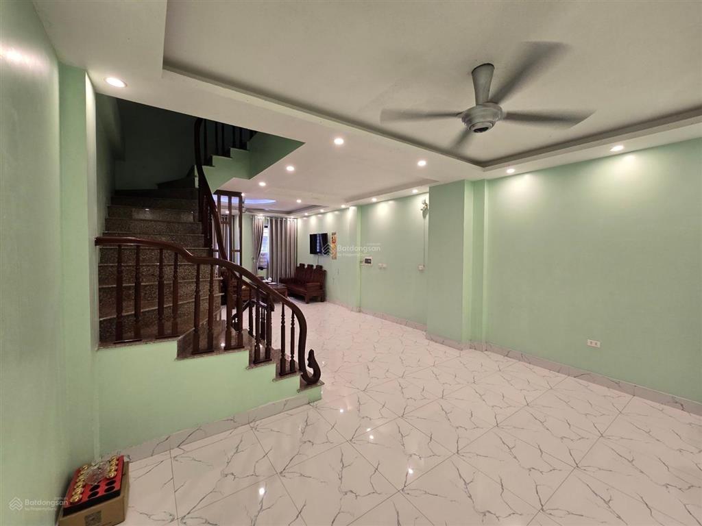 Mặt phố hoàng đôn hoà nhỉnh 15.8 tỷ, hoàn thiện 5 tầng, ô thang máy, ở sướng, ô tô vỉa hè, mát mẻ