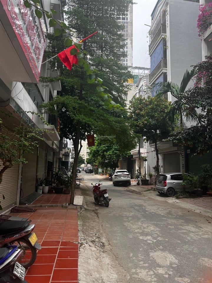 Bán gấp dịch vụ vạn phúc, hà đông, 50m2, có thể xây đến 7 tầng thang máy, giá 13.4 tỷ, ở sướng, kd