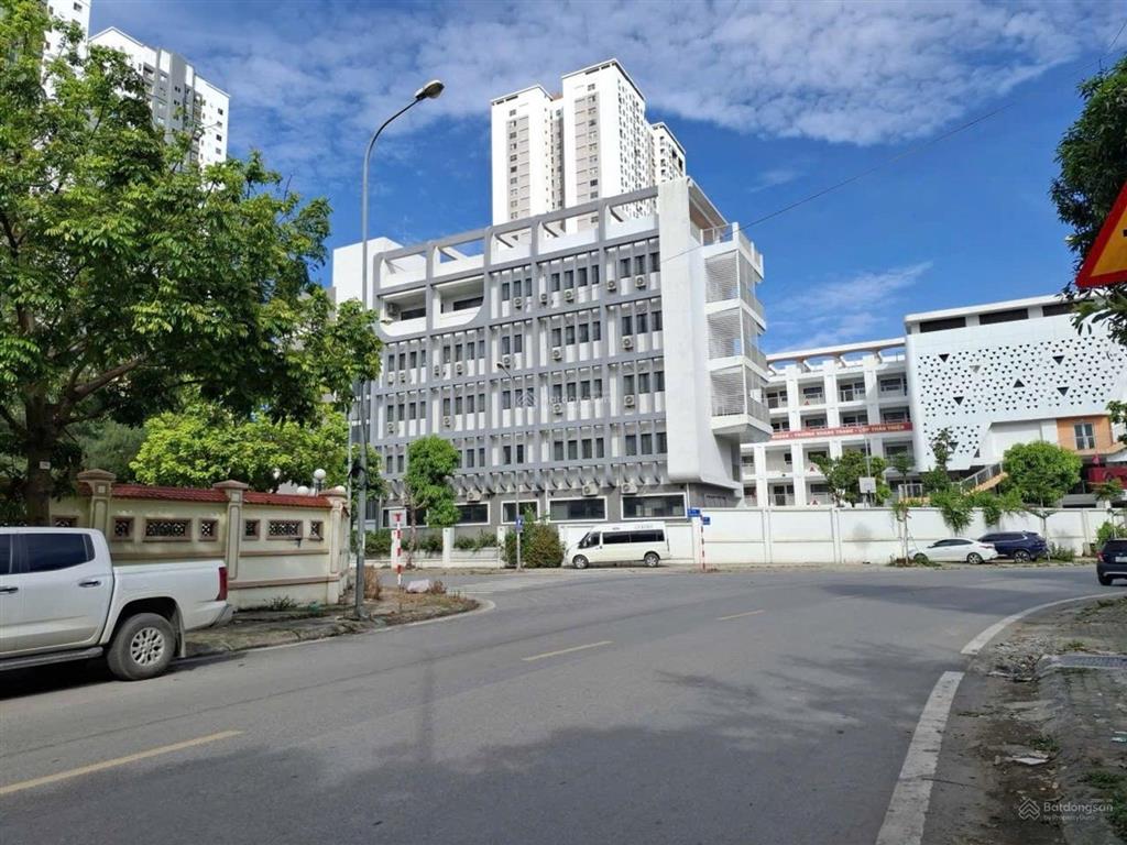 Bán nhà riêng 7 tầng, nhỉnh 16 tỷ hoàn thiện đẹp, ở ngay, ngày sau lê quang đạo, lê trọng tấn