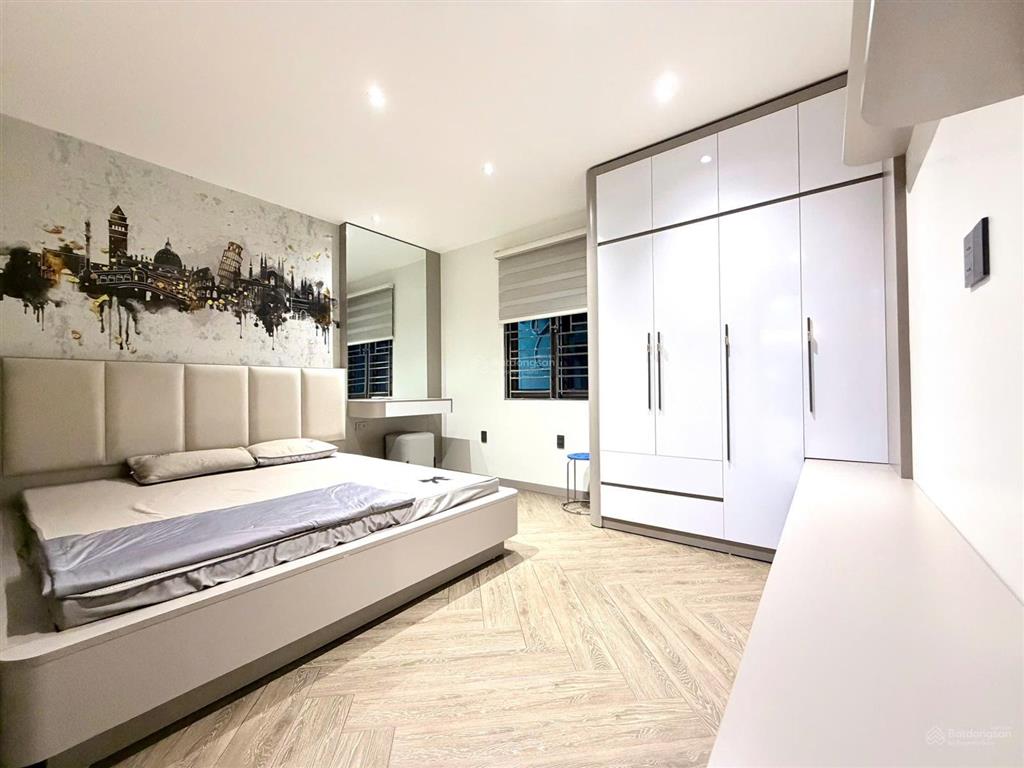 Bán nhà 60m2, 5pn, 5wc, full nội thất cao cấp tại lô 21 lê hồng phong, giá 11 tỷ, hàng hot