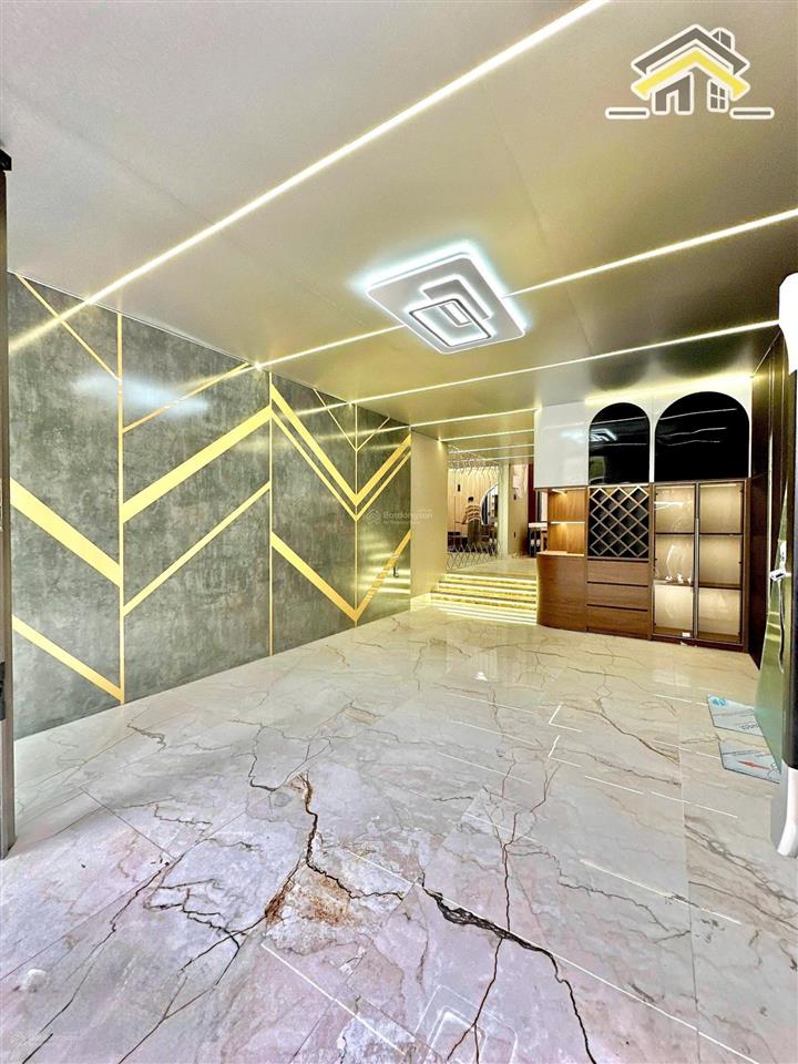 Độc lập 5 tầng, thang máy,  đằng lâm 7 tỷ 199