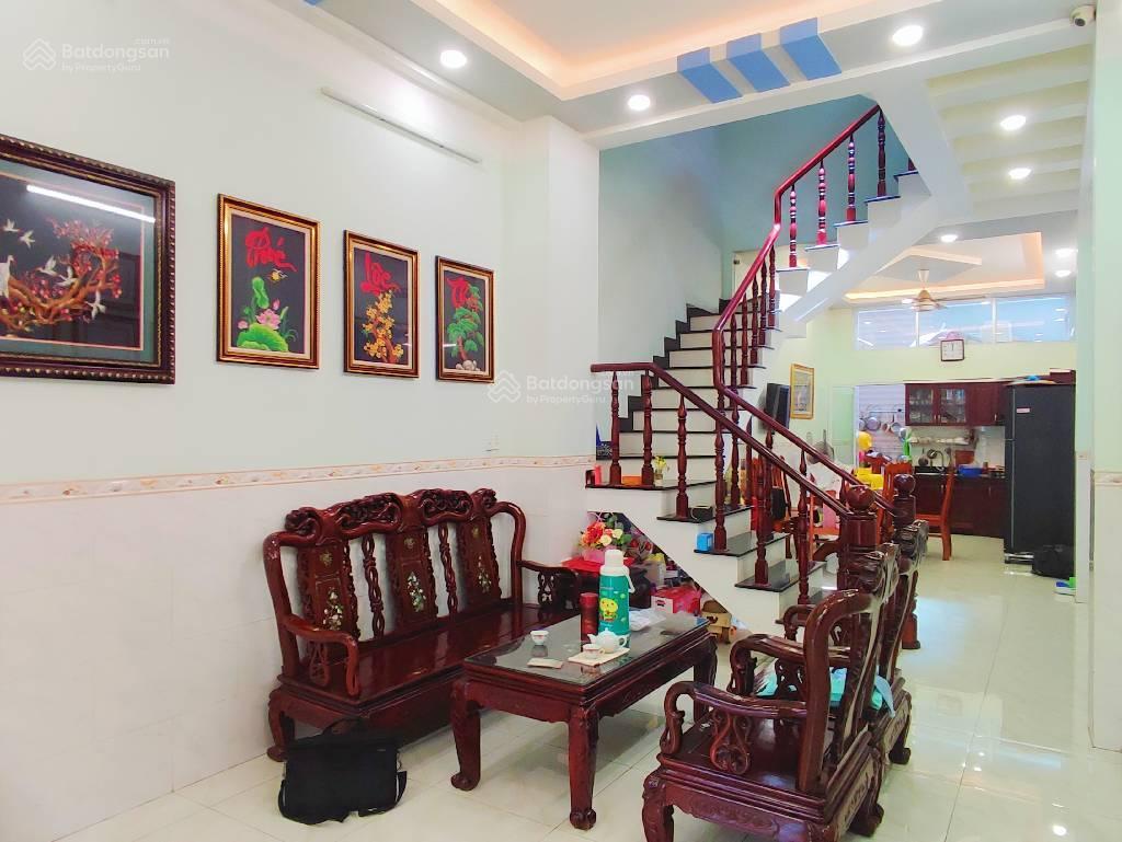 Khan hiếm p 13 ! bán gấp nhà 4 tầng 70m2  xe hơi vào nhà  chỉ 12,5 tỷ