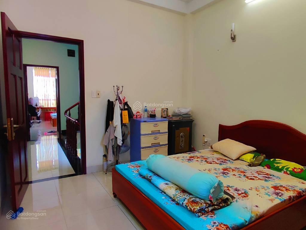 Khan hiếm p 13 ! bán gấp nhà 4 tầng 70m2  xe hơi vào nhà  chỉ 12,5 tỷ