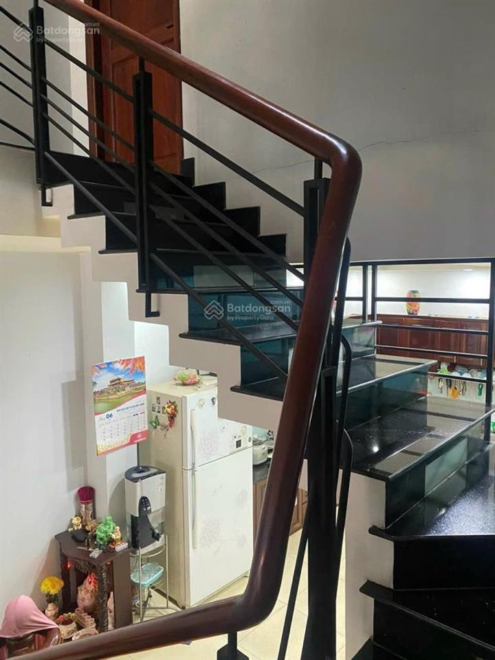 Gấp bán 14.8 tỷ giảm về 14,5 tỷ bán nhà 4 tầng 70m2  hxh khu vip hẻm thông nơ trang long giáp q1
